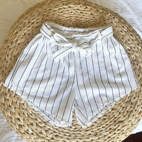 Pants - White and Black Striped High Waisted Tie Shorts